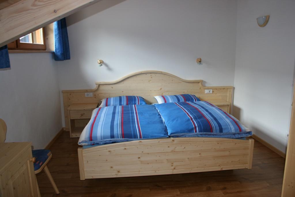 Valtnerhof Apartment San Candido Room photo